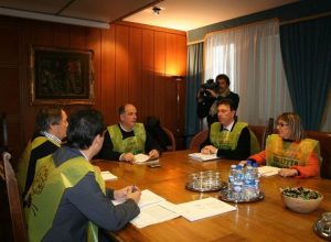 Giunta regionale "militante" per la giornata della Colletta alimentare