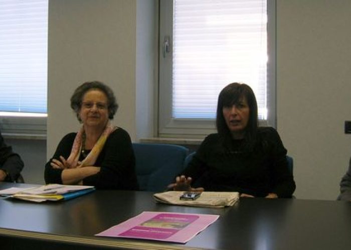 da sinistra: Fabio Martini (direttore distretto 4); Raffaella Sanguineti (direttore sc Psicologia); Carla Stefania Riccardi (direttore generale Usl); Antonio Colotto (direttore sc Psichiatria)