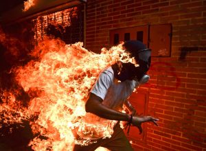 “Crisi del Venezuela” di Ronaldo Schemidt, vincitore del World Press Photo 2018