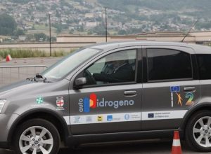 Un'auto a idrogeno presentata lo scorso anno