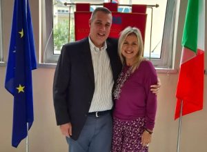 il Presidente nazionale Avis Oscar Bianchi con Ingrid Bredy