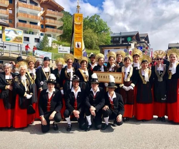 il gruppo di Gressoney al Walsertreffen