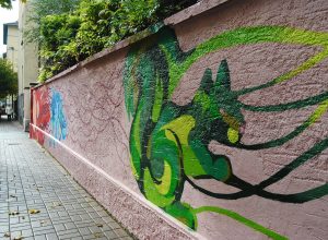 Il murale realizzato il via Pollio Salimbeni