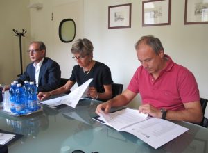 I professori dell'UniVdA Carmine Tripodi, Chiara Mauro e Marco Alderighi