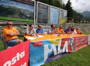 Presentazione Ixs European Downhill Cup