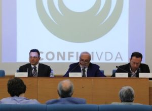 Da sinistra Ego Perron, Pierluigi Genta e Pietro Meynet