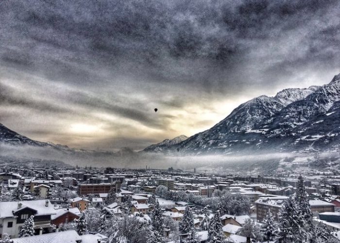 Aosta sotto l'ultima nevicata