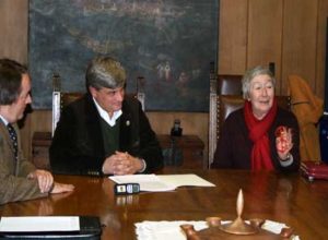 Da sx Ennio Pastoret, Luciano Caveri e Gae Aulenti