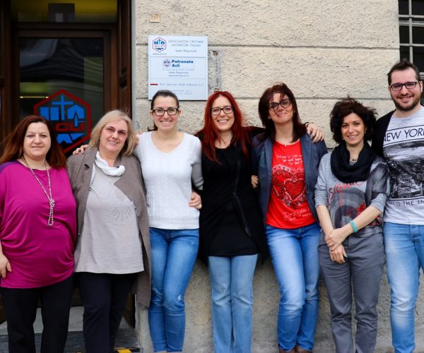 Da sx: Maria Carrozzino, Anna Toldo Caterina Chanoux, Veronica Zonca, Genny Cretaz, Cinzia Greco e Michael Dialley