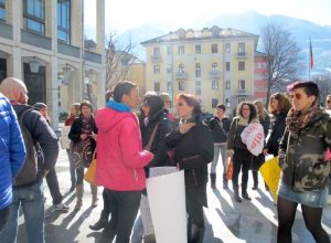 Protesta diplomati magistrali davanti a Palazzo regionale