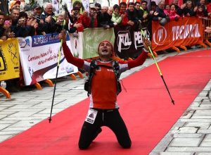 Oscar Perez all'arrivo a Courmayeur