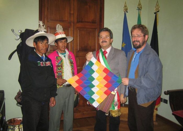 L'incontro tra gli artigiani, il sindaco (al centro) e Aurelio Danna (a sx)