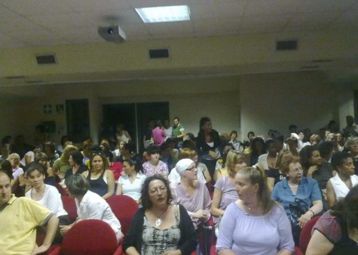 Un'assemblea dei lavoratori del Consorzio Trait d'Union