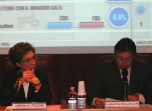 Da sinistra il direttore Inail di Aosta, Virginia Tenore, e l'assessore alla Sanità Lanièce