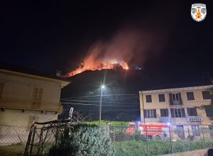 incendiio confine Vda e Piemonte