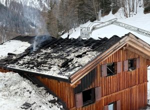 incendio tetto Saint Rhémy en Bosses
