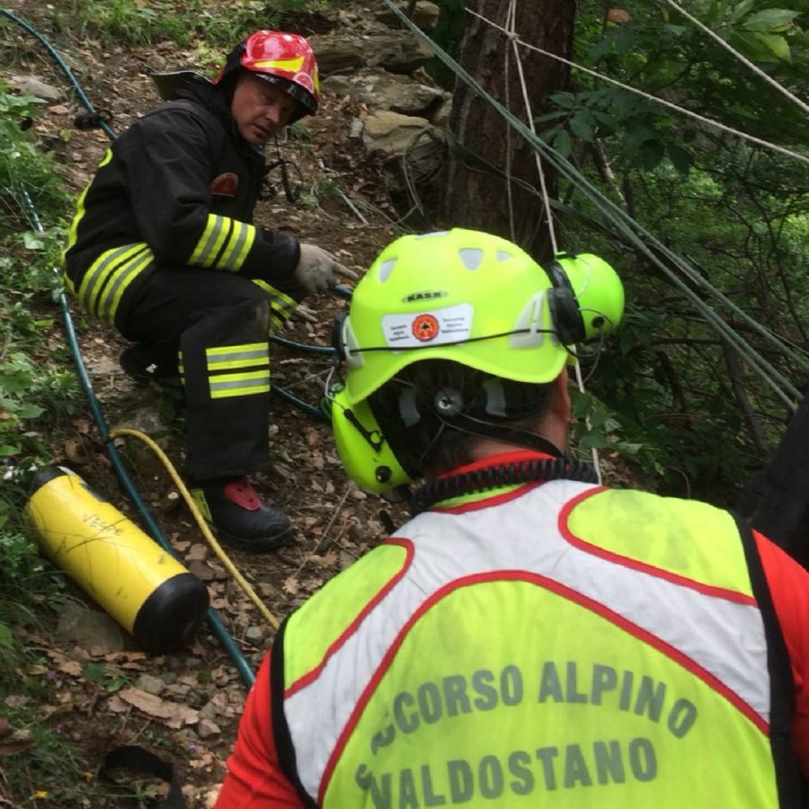 Vigili del fuoco e Soccorso Alpino in un intervento congiunto.