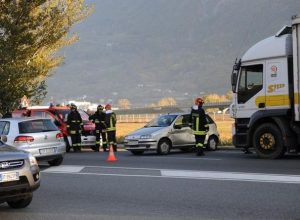 L'intervento dei Vigili del Fuoco sul luogo dell'incidente