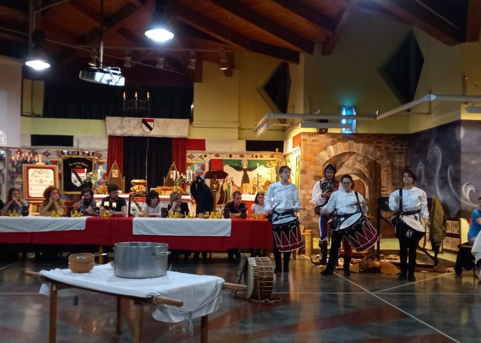 la cena medievale