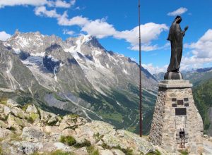 La statua della Madonna sulla cima del Mont Chétif - Foto captblack76