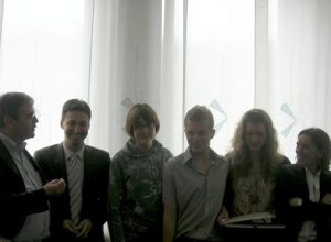 da sx Giovanni Barocci, Laurent Vierin, Marzia Bethaz, Bianca Baratti, Joel Petigax, Patrizia Bongiovanni e una responsabile nazionale di Intercultura