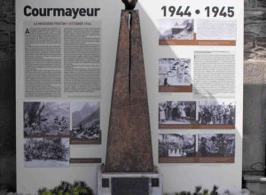 Il monumento alla Liberazione di Courmayeur