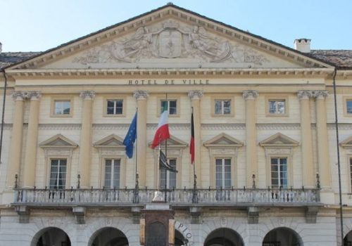 Il municipio di Aosta