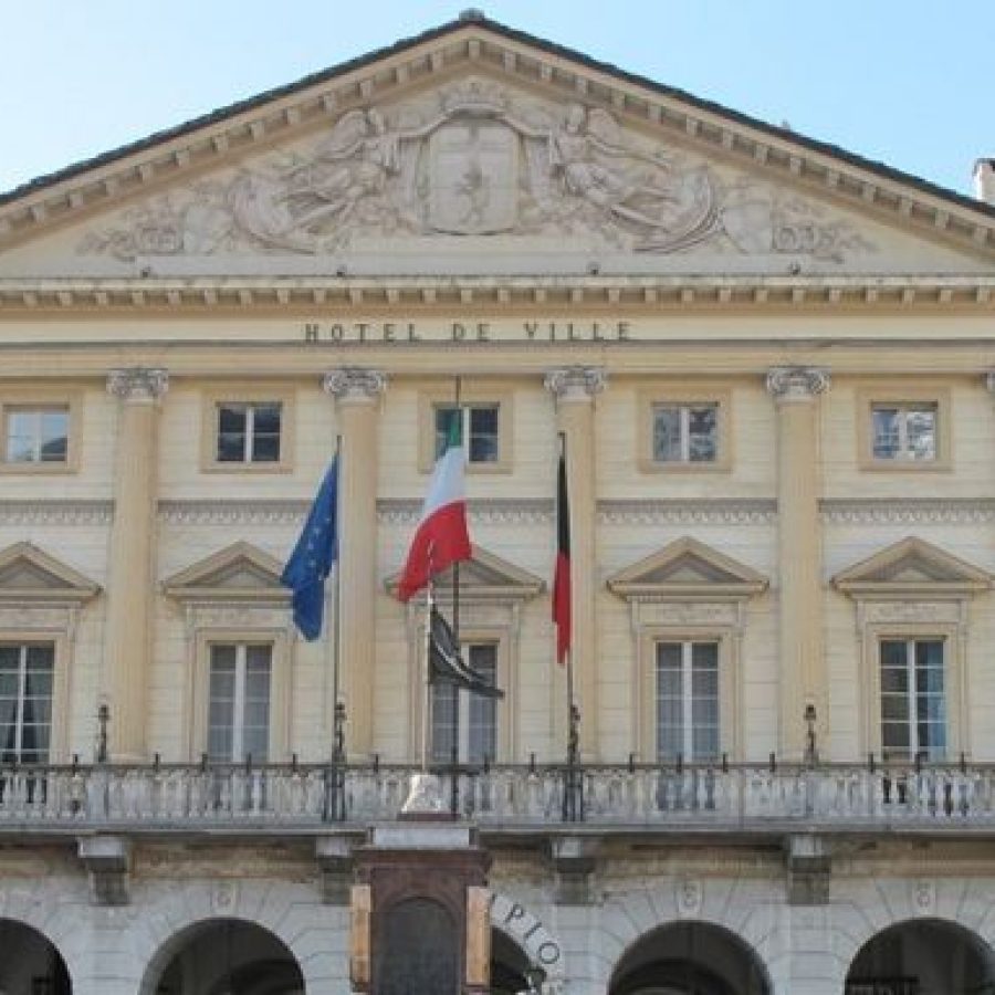 Il municipio di Aosta