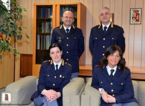 I nuovi funzionari Caruso, Napolitano (sedute, da sx), Martina e Dellavalle (in piedi).