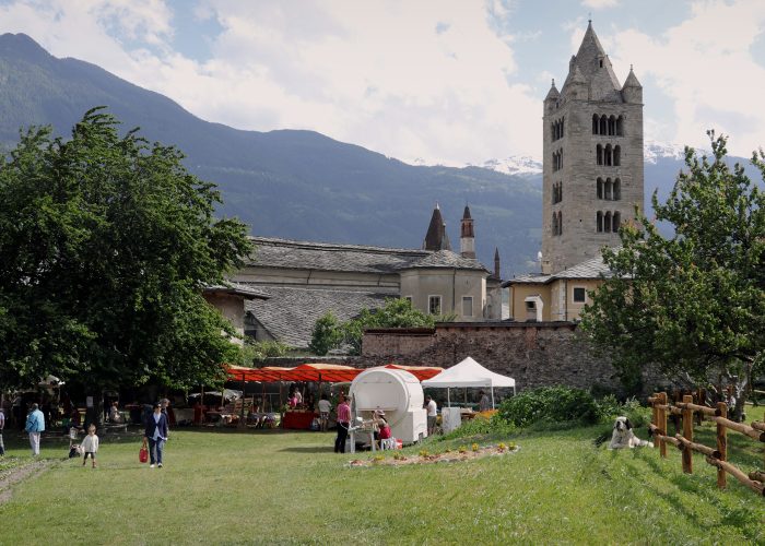 Mercatino "Terra che ride" all'orto di Sant'Orso di Aosta - immagine di archivio