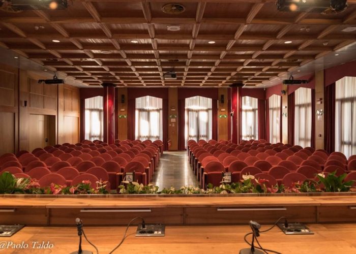 La sala "Maria Ida Viglino" del Palazzo regionale - Foto Paolo Taldo / LoveVdA