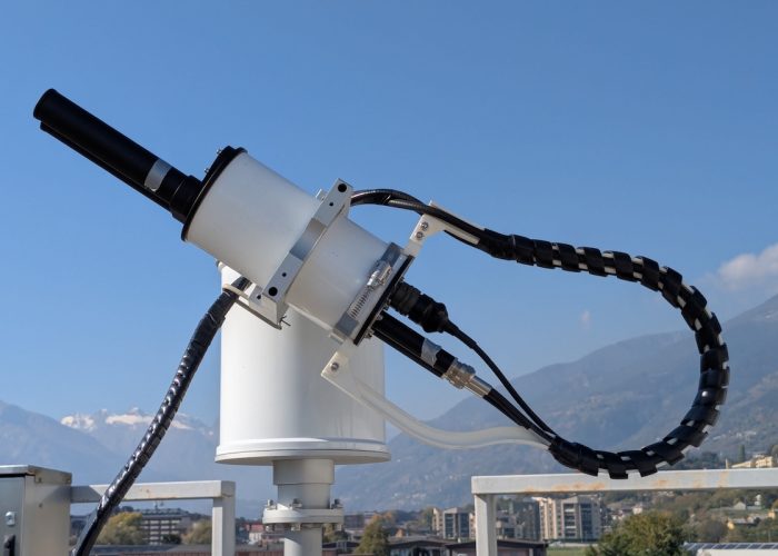 Lo strumento "Pandora" sul tetto dell'Arpa Valle d'Aosta