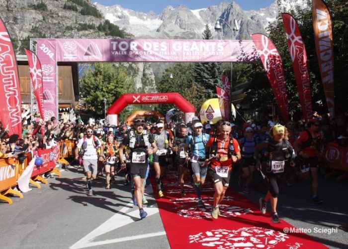 Partenza Tor des Géants 2014 - Foto Matteo Scieghi
