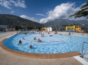 La piscina scoperta di Aosta