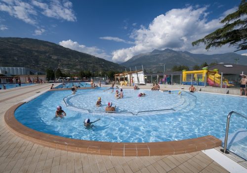 La piscina scoperta di Aosta