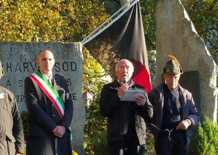 L'inaugurazione di Place soldats de Charvensod