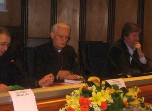 Da sin. Don Aldo Armelli, Mons. Giuseppe Anfossi e William Bonapace