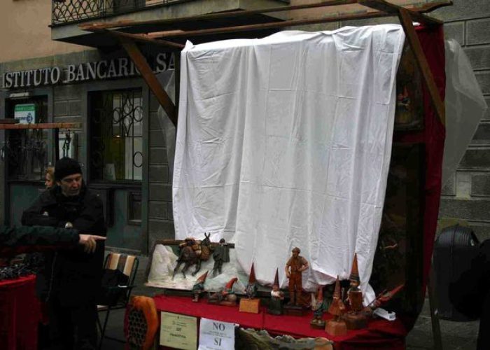 L'artigiano Erik Fisanotti protesta