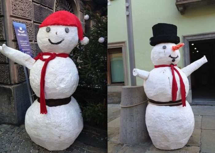 I due pupazzi danneggiati