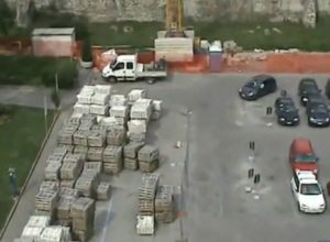 Il materiale depositato in Piazza Plouves