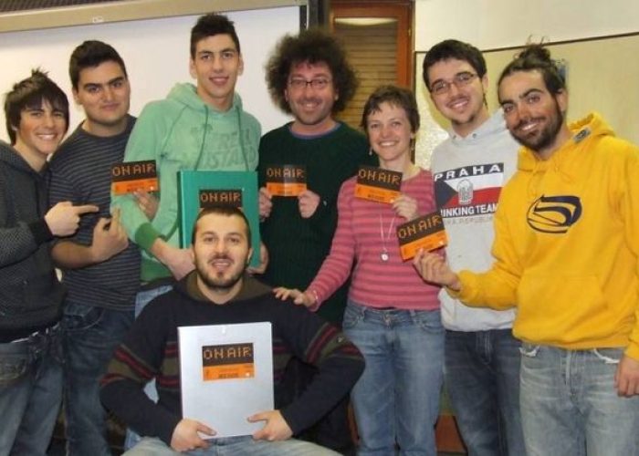 Il gruppo dei ragazzi che hanno partecipato al progetto "Radio Web"