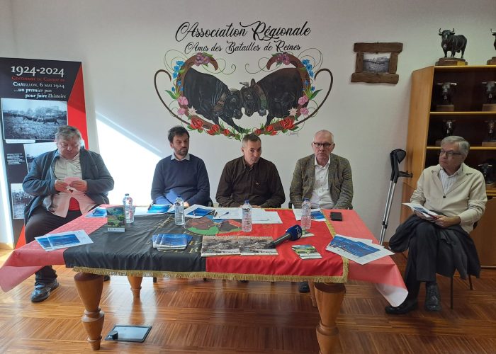 La presentazione del fine settimana dei combats: da sinistra Cesarino Cerise, l’assessore all’Agricoltura Marco Carrel, il presidente Roberto Bonin, il presidente della Regione Renzo Testolin e il neo sindaco di Aosta Raffaele Rocco