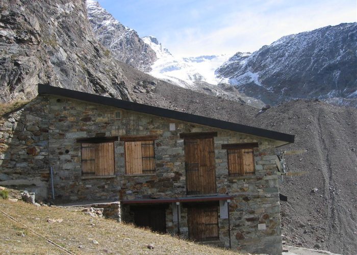 Il rifugio Aosta, nella Valpelline.