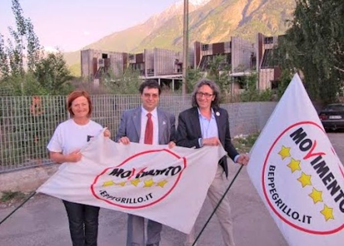 Scempio Tour - Il senatore Marco Scibona (M5S) ad Aosta