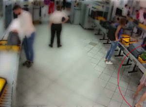 Furto aggravato a Caselle - le immagini delle telecamere di sicurezza