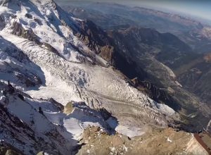 La partenza del volo di Eric Dossantos