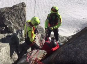 Il salvataggio della  alpinista inglese sulla Tour Ronde