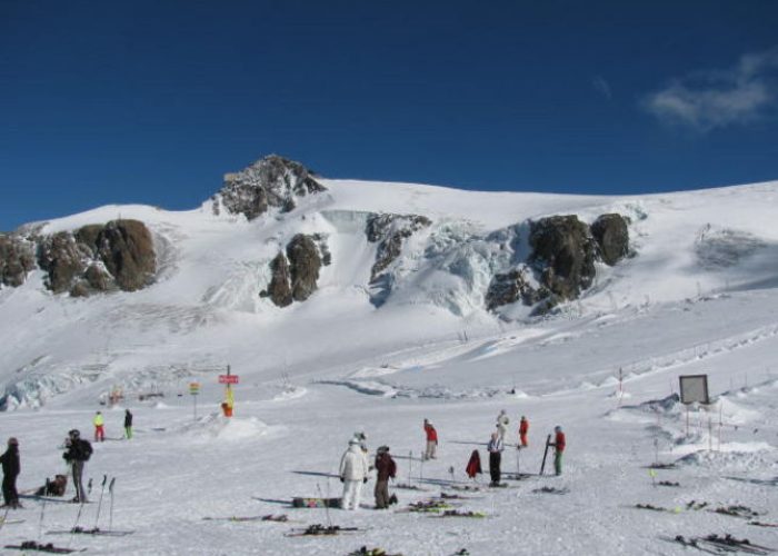 Sciatori a Plateau Rosà (foto d'archivio)