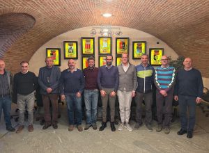 I Sindaci dell'Unité Mont-Émilius. Al centro, il presidente Fabrizio Bertholin