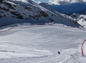 Matterhorn Cervino Speed Opening, Breuil Cervinia (ITA), //, snow control FIS, photo credit: